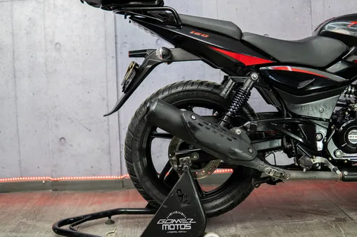 Bajaj Pulsar 180 Fi Neon 2022