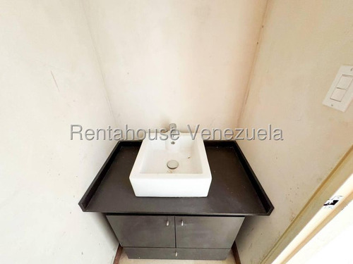 Apartamento En Venta En Los Naranjos De Las Mercedes Caracas