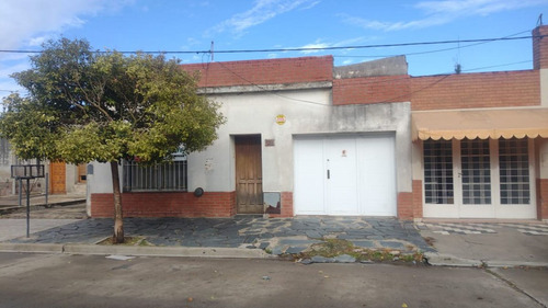 Vende O Permuta Casa En Azul