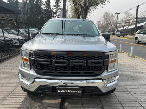 Ford F-150 XLT 3.3 4X2