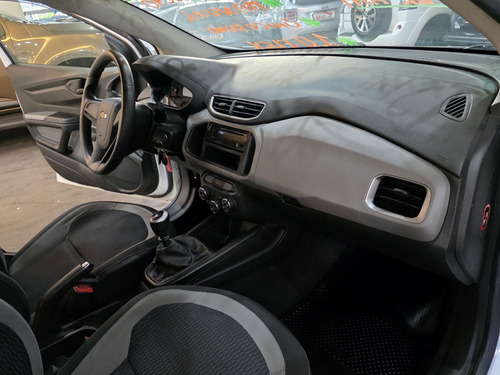 Chevrolet Onix 1.0 MPFI LS 8V FLEX 4P MANUAL