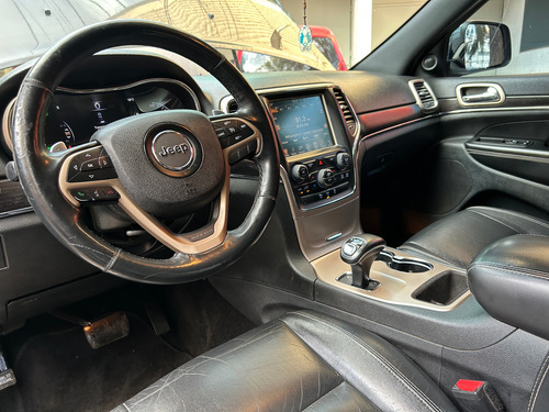 Jeep Grand Cherokee 3.6 Limited V6 4x2 At