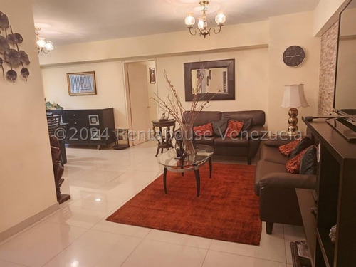 Bello Y Cómodo Apartamento En Venta En La Urbina #25-16847 Np