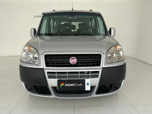 Imagem 3 de 15 de Doblo Essence 1.8 2015 (7 Lugares)