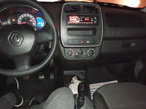 Imagem 4 de 5 de Renault Kwid 2018 1.0 12v Life Sce 5p
