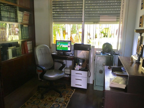 Casa Em Vila Assunção Com 4 Dormitórios - Vz4730