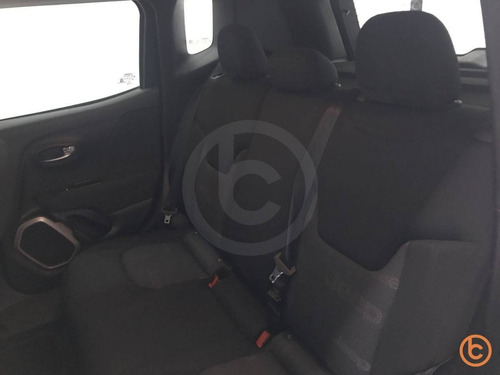 Imagem 14 de 15 de Jeep Renegade 1.8 16v Flex Longitude 4p Automático