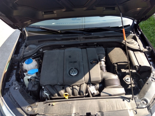 Volkswagen Vento 2.5 Luxury 170cv Tiptronic 2014