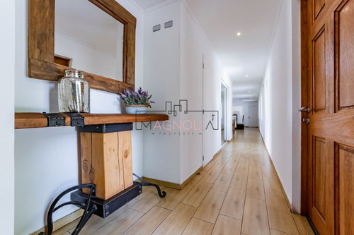 Oportunidad!! Casa En Venta 5d/5b En Colina