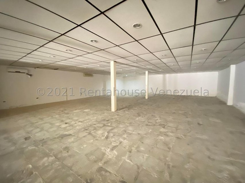 Imagen 9 de 16 de Venta Local Los Dos Caminos 22-13536-y Ymanol Elizalde 0414-3227631
