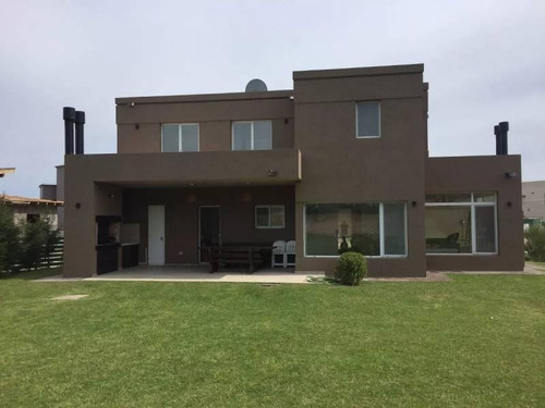 Imagen 2 de 5 de Costa Esmeralda - Casa En Venta En Barrio Golf 2