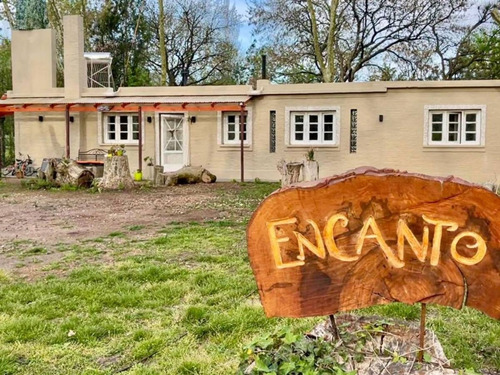 Casa Con Terreno Amplio Estancia Las Malvinas 