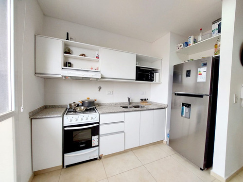 Imagen 3 de 16 de Venta Departamento Cochera Amoblado Neuquén Cap