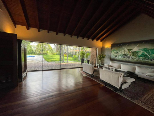 Imagen 3 de 30 de Casa En Venta En Guataparo Country Club