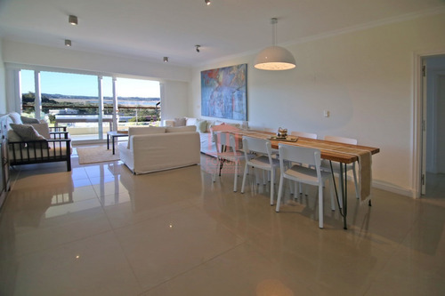 Venta Apartamento 3 Dormitorios En Suite- Ref: 1227