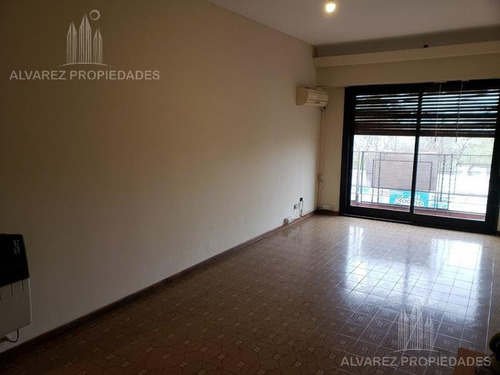 Imagen 1 de 13 de Departamento 3 Ambientes Venta Villa Santos Tesei Hurlingham