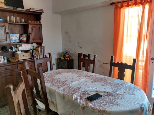 Imagen 6 de 9 de Oportunidad!!!! Casa + Local 226m²+ 1 Cochera