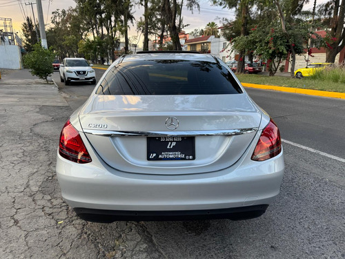 Mercedes Benz C200 2019 Cgi Exclusive Mhev Hibrido At