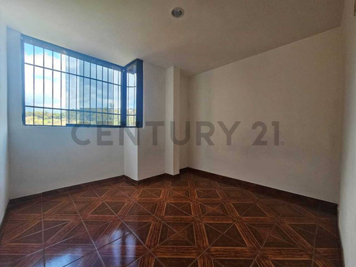 Apartamento En Venta Lomas Del Ávila Caracas