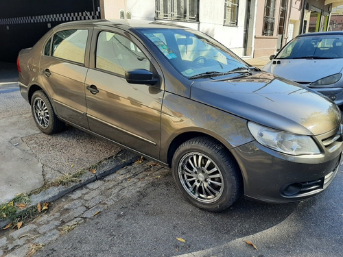 Volkswagen Voyage 1.6 Highline 101cv 2009