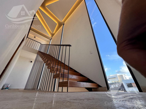 Casa En Venta Arbolada Cancún
