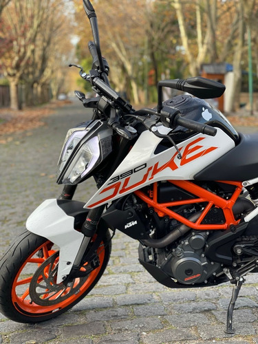 Imagen 10 de 15 de Ktm Duke 390 + Escape + Computadora + Repro Impecable Permut