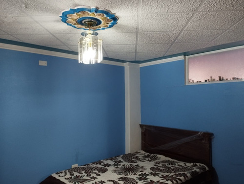 De Oportunidad Se Vende Hermosa Casa Tipo Americana En El Sur De Quito; Negociable.