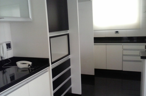 Sobrado Com 3 Dormitórios À Venda, 280 M² Por R$ 2.100.000,00 - Vila Carrão - São Paulo/sp - So0009