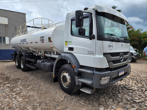   Mercedes-benz 3131 6x4 Ano 2014 Tanque Pipa 20.000 Litros 