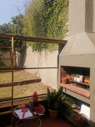 Imagen 3 de 18 de Departamento Ph Monoambiente Grande - Dividido - Patio Parrilla Mascotas Bajas Expensas