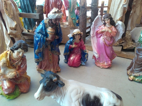 Nacimientos Navideños De 30cm En Resina