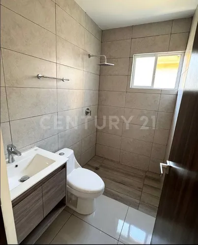 Casa En Venta En Col. El Roble En San Nicolas De Los Garza