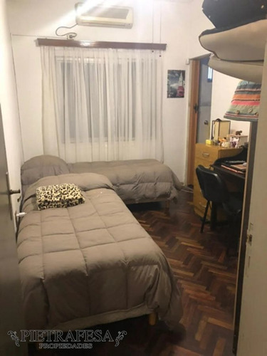 Imagen 2 de 13 de 2 Casas Independientes - Av. San Martin - Cerrito