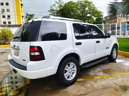 Imagen 4 de 13 de Ford Explorer