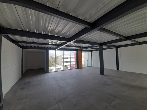 Se Rentan Oficinas Con Excelente Ubucación, Av. Teniente Azueta En El Puerto De Manzanillo, Colima.