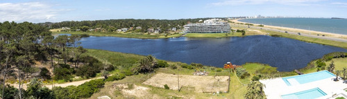 Imagen 3 de 25 de Apartamento En Venta De 3 Dormitorios En Playa Mansa (ref: Lij-4591)