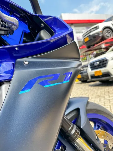 Yamaha Yzf R1 2022 Mt