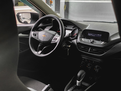 Chevrolet Onix 1.0 TURBO FLEX PLUS AUTOMÁTICO