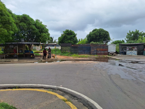 Terreno En La Zona Industrial / Las Carolinas Ve02-1690zi-yabi