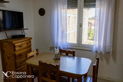 Departamento De 2 Ambinetes En Venta En Valeria Del Mar En Un Predio De 13.000 Metros Casi Sobre La Playa
