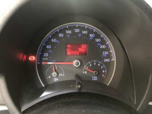 Imagem 11 de 15 de New Beetle 2.0 Mi 8v Gasolina 2p Tiptronic