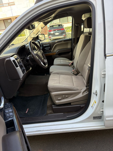 GMC Sierra 5.4 Cabina Regular Sle 4x4 At