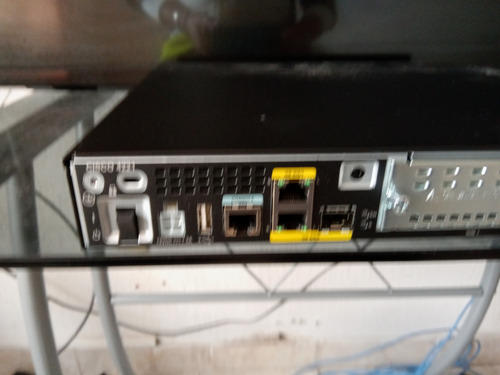 Router Cisco Isr 4221 (Usado)