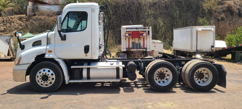 Camion O Tractocamion Day Cab Freigthliner Cascadia