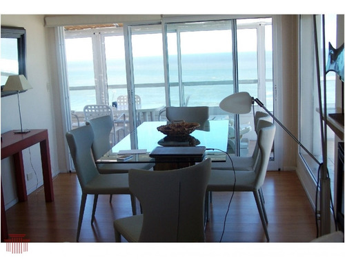 Apartamento En Punta Del Este , Peninsula - Ref: 10795
