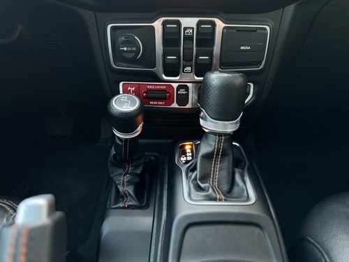 Jeep Jt Mojave 4x4 Equipada Kc 2023