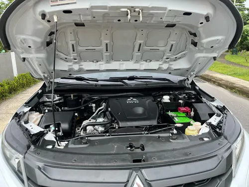 Mitsubishi L200 Lgx