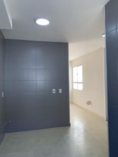 Apartamento Para Venda - Terceiro Andar (não Tem Elevador)