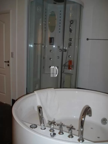 Espectacular Propiedad En Barrio Privado Laguna Blanca.ref: 5627