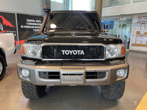 Imagen 2 de 7 de Toyota Machito Land Cruiser